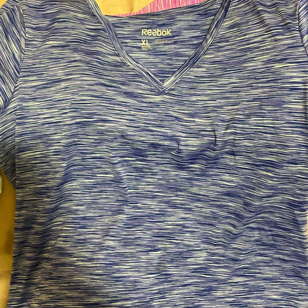 Short sleeve shirt